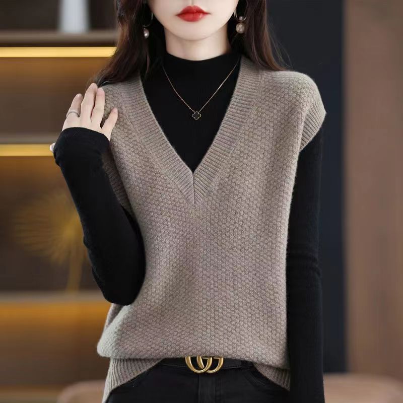 Knitted Sweater Vest
