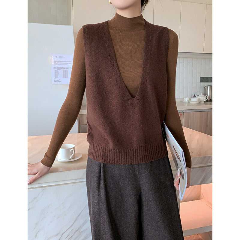 Elegant Deep V-neck Pure Wool Layered Knit Vest